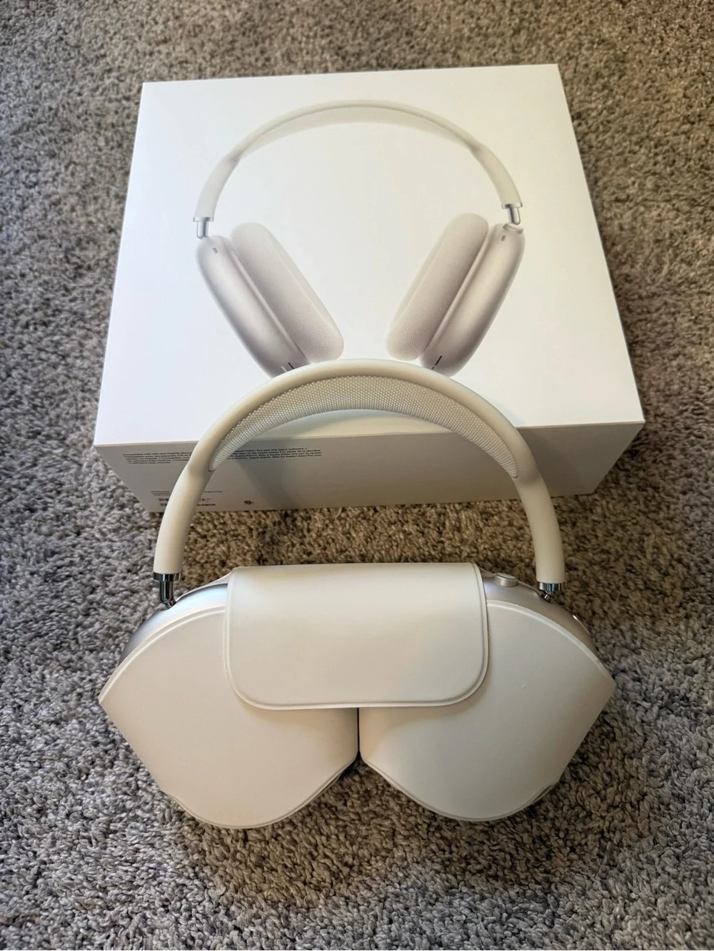 Starlight USB-C Apple Airpod Max